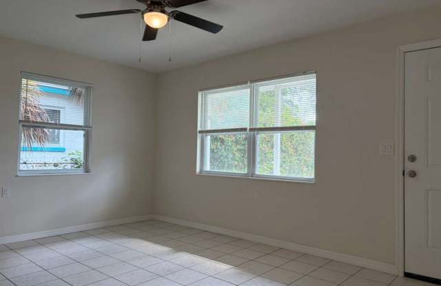 In the Heart of Gulfport's Arts District! Newly Renovated Home Gallery 3