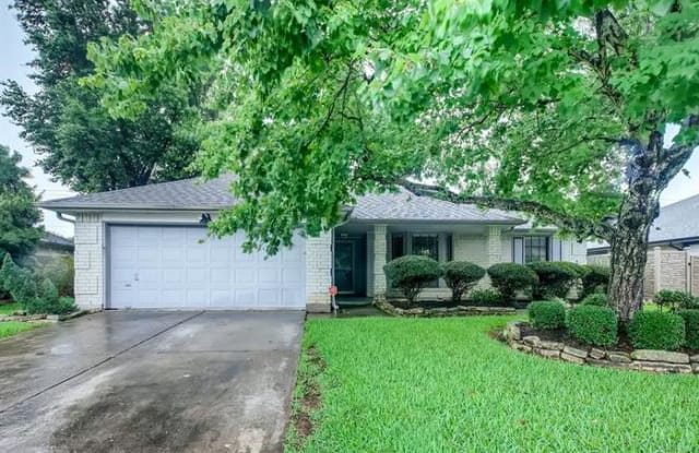 1909 Northglen Avenue - 1909 Northglen Avenue, Deer Park, TX 77536