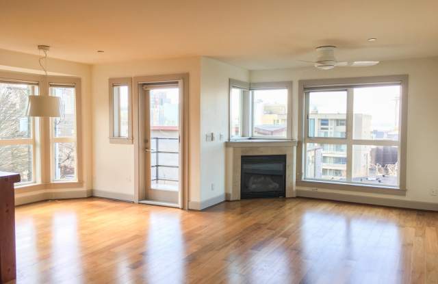 Classic Capital Hill Condo - 319 Summit Avenue East, Seattle, WA 98102