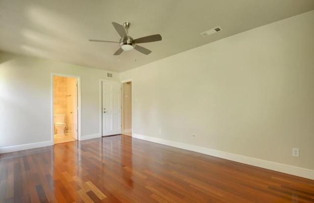 3903 Cresthill Gallery 2