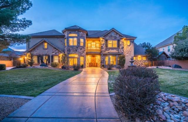 340 Le Grande Cir photos photos