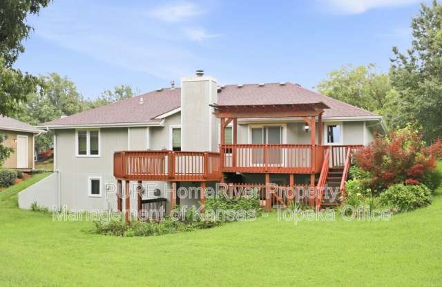 3611 SW Redhawk Court Gallery 3