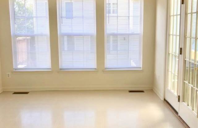 7219 TRAPHILL WAY Gallery 2