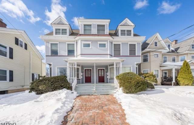 30 Sussex Ave photos photos