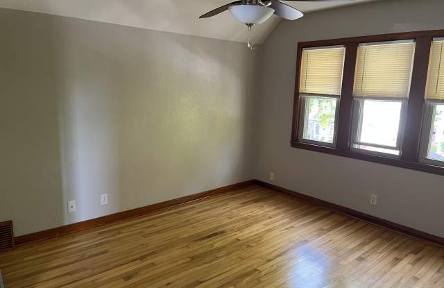 3713 South Rutland Avenue Gallery 3