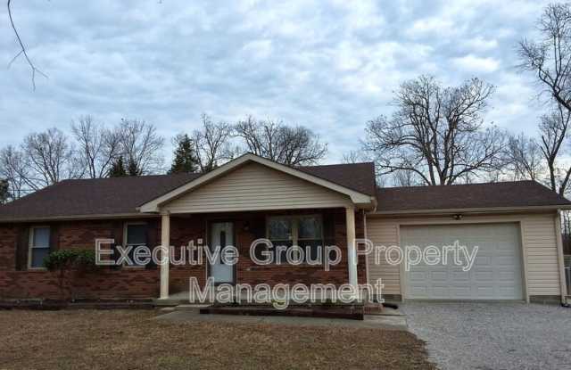 1800 PRESTON ST. - 1800 Preston Street, Radcliff, KY 40160