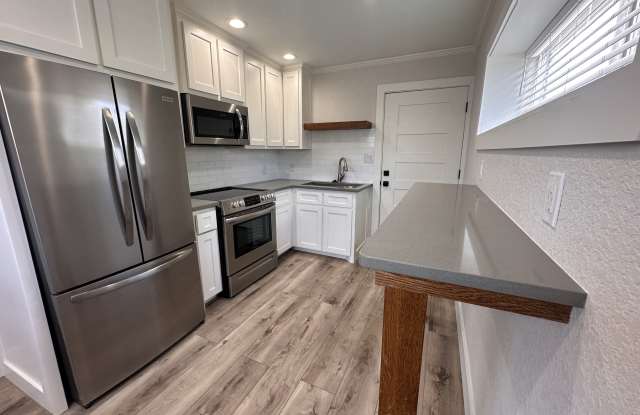 414 East Elm Street - 101 photos photos 414 East Elm Street - 101 photos photos