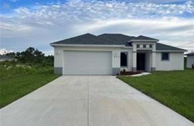 2813 23rd Street W photos photos