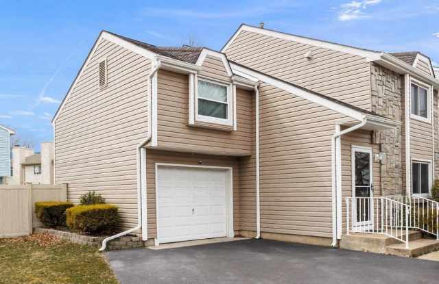 17 WINCHESTER Drive - 17 Winchester Drive, Mercer County, NJ 08520