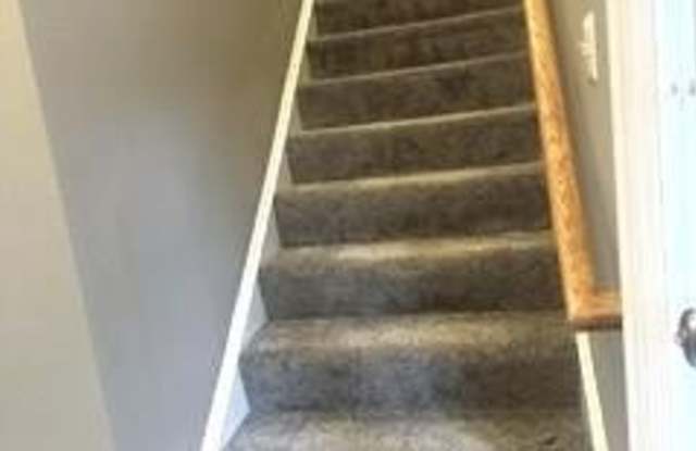 13884 GREENDALE Drive Gallery 3