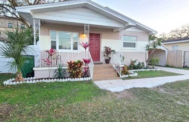 2306 W SAINT JOSEPH Street Gallery 1