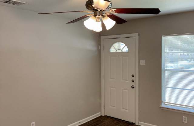 4919 Waycross Ln Gallery 3