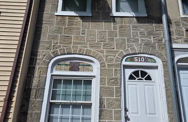 510 MAPLE Street Gallery 2