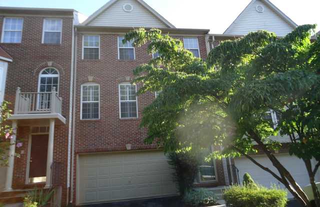 4105 LECLAIR COURT - 4105 Leclair Court, Fair Oaks, VA 22033