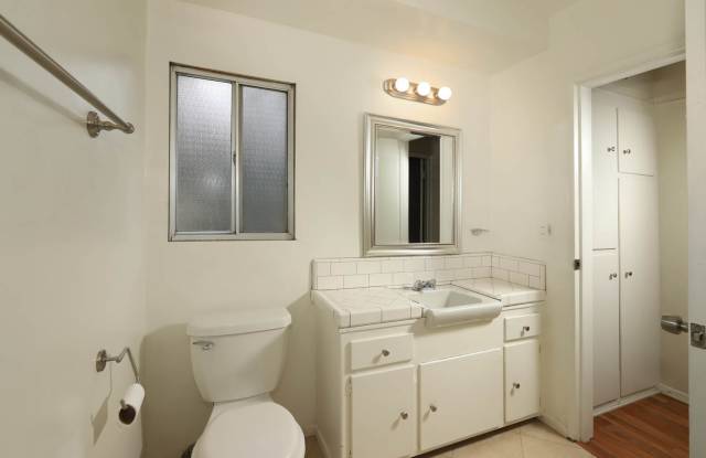 500 East Washington Boulevard - 4 Gallery 4