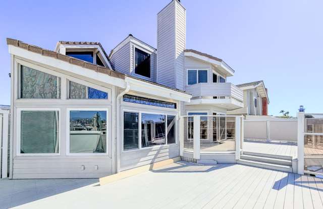 Waterfront Retreat with 50ft dock | 3 Bed 3 Bath | 2511 Monaco Drive - 2511 Monaco Drive, Oxnard, CA 93035 Waterfront Retreat with 50ft dock | 3 Bed 3 Bath | 2511 Monaco Drive - 2511 Monaco Drive, Oxnard, CA 93035