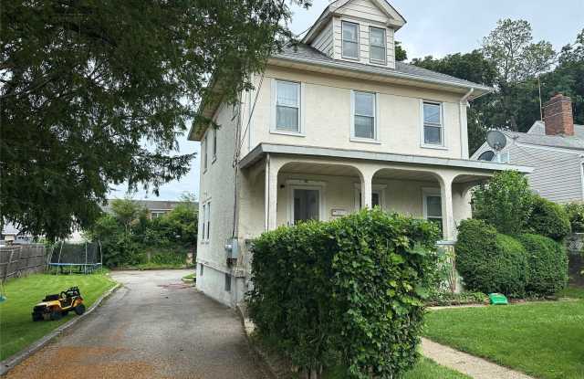 61 Nassau Avenue photos photos