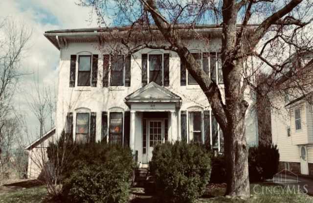 217 South Franklin Avenue Gallery 1