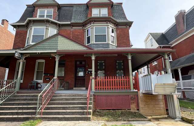 658 Linden Ave, 3rd Fl, York, PA 17404 - 658 Linden Avenue, York, PA 17404