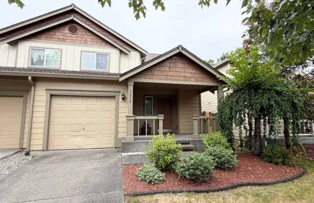 Charming 2bd townhome in Fife photos photos