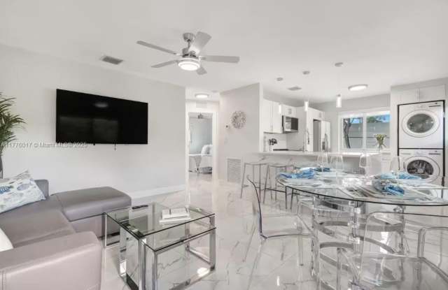 1461 NW 10th St - 1461 Northwest 10th Street, Dania Beach, FL 33004 1461 NW 10th St - 1461 Northwest 10th Street, Dania Beach, FL 33004