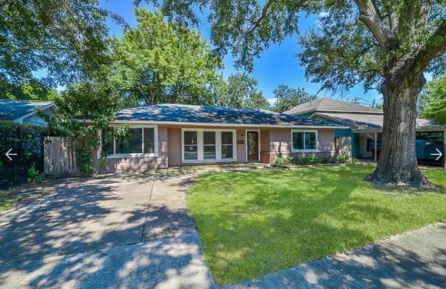 8038 Montridge - 8038 Montridge Drive, Houston, TX 77055