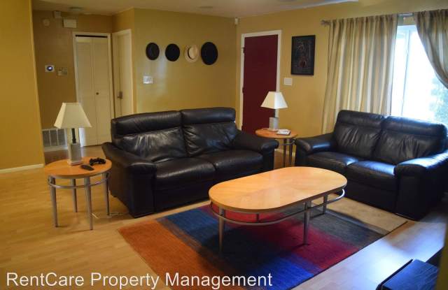 5301 Ardmore Dr. Gallery 3