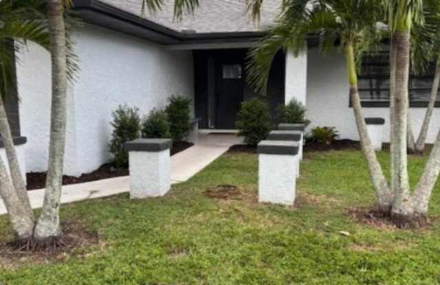 321 Greenwood Avenue photos photos