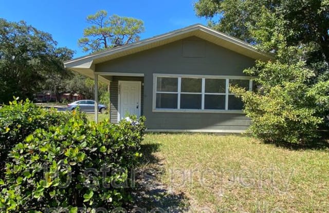 2647 6th Street South - 2647 6th Street South, St. Petersburg, FL 33705