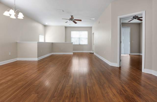 3bd/2bth Townhome in Stonehaven. Best Sarasota Location! Gallery 1