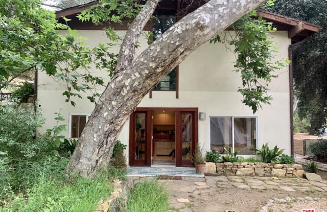 1626 SYCAMORE DR - 1626 Sycamore Drive, Topanga, CA 90290
