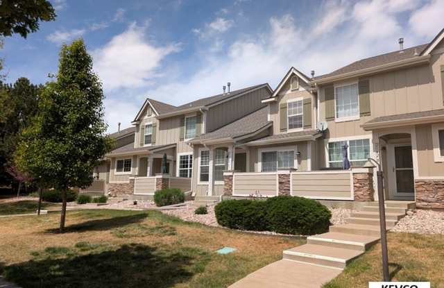 Bright Townhome Near Shopping and Food! - 2142 Stetson Creek Drive, Fort Collins, CO 80528 Bright Townhome Near Shopping and Food! - 2142 Stetson Creek Drive, Fort Collins, CO 80528