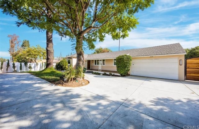 4030 Coldwater Canyon Avenue - 4030 Coldwater Canyon Avenue, Los Angeles, CA 91604