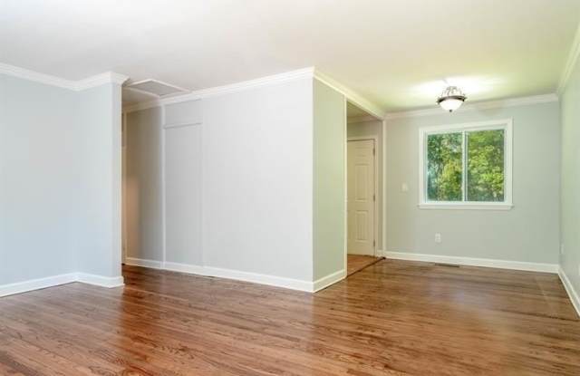 619 Seminole Place Gallery 4