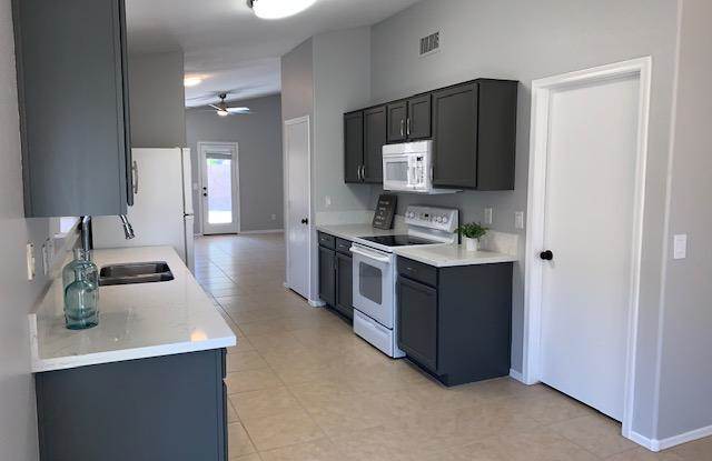 4717 E GATEWOOD Road Gallery 3