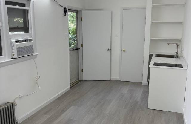 26 S 1st Avenue S Gallery 4