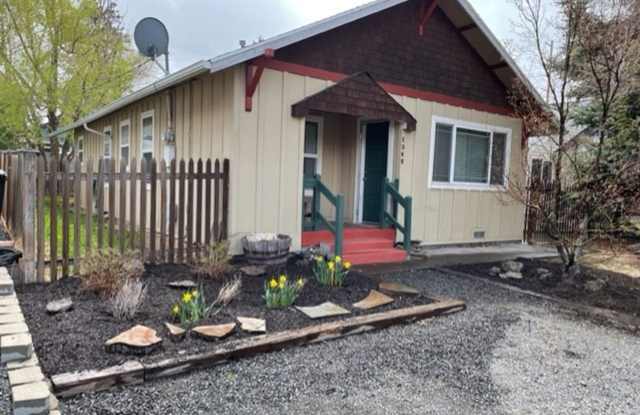 Classic Bungalow NW Bend photos photos