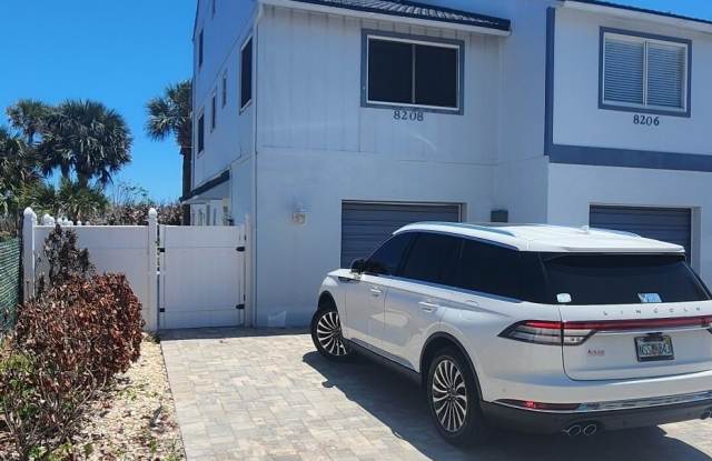 8208 Presidential Court photos photos