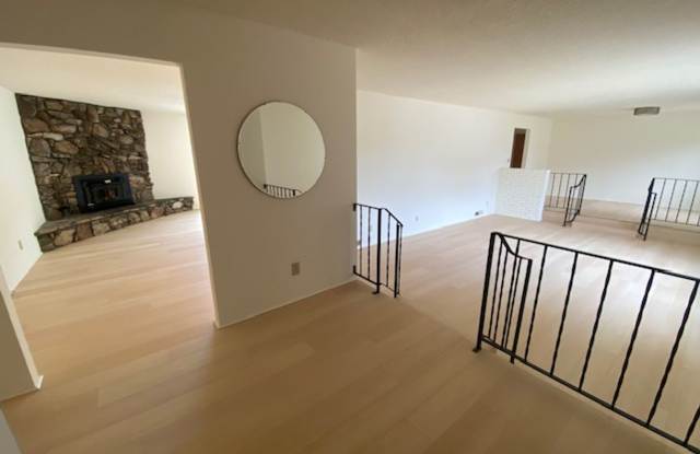 11755 Tam O'Shanter Drive Gallery 4