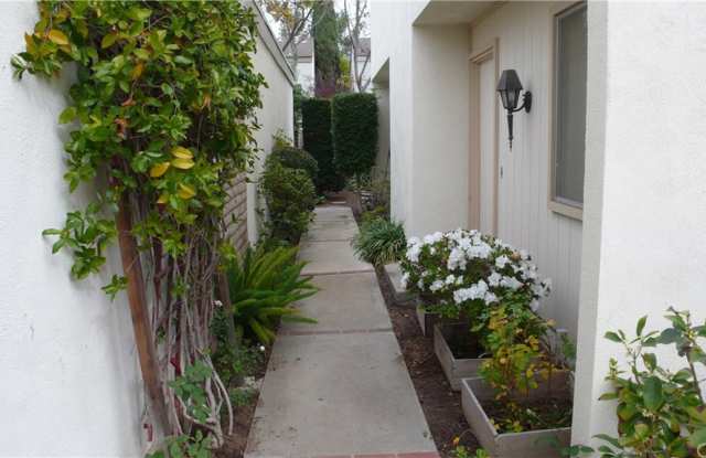 90 Sequoia Tree Lane Gallery 2