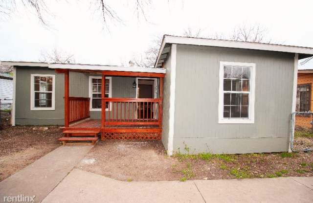 2035 Lamar Dr Gallery 3