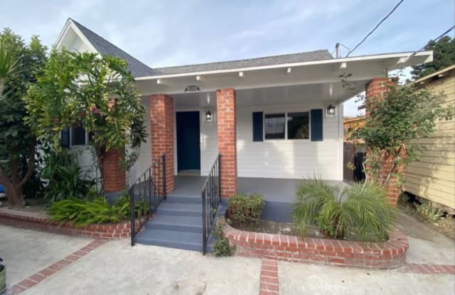 853 W 43rd Pl - 853 West 43rd Place, Los Angeles, CA 90037