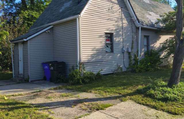 215 St Jude Ave - 215 Saint Jude Avenue, Dayton, OH 45403