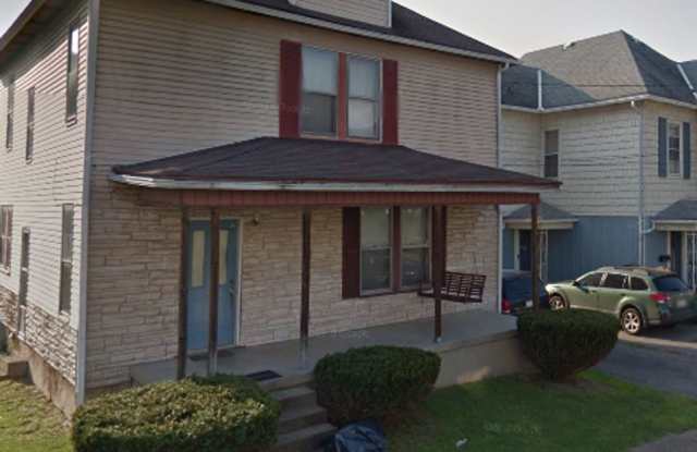 Large 3 bed / 2 bath available now! photos photos