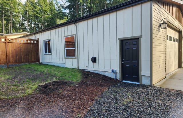 1941 SE Van Skiver Rd #A - 1941 Southeast Van Skiver Road, Bethel, WA 98367