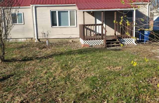 For Rent: 2 Bedroom, 1 Bathroom Home photos photos For Rent: 2 Bedroom, 1 Bathroom Home photos photos