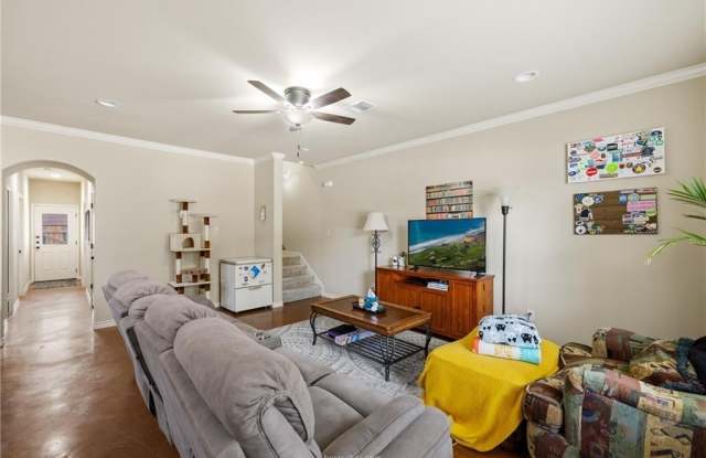 2902 Old Ironsides Drive Gallery 3