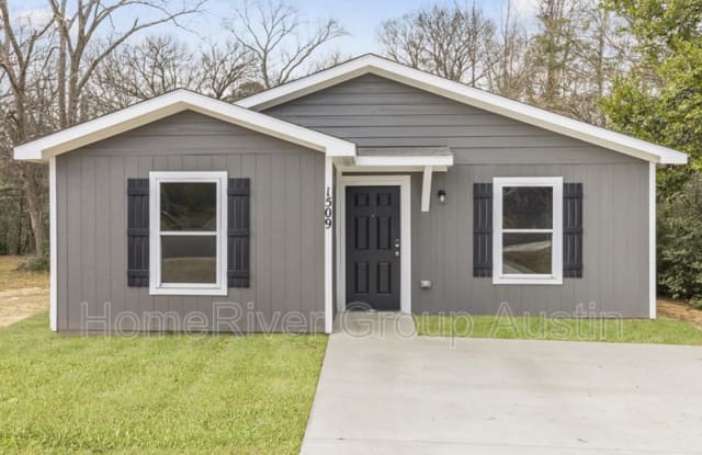 1509 Alpine Rd - 1509 Alpine Road, Longview, TX 75601