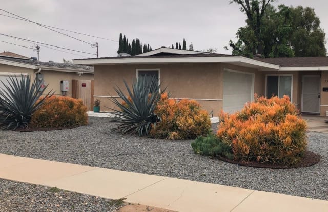 574 Cedar Street - 574 Cedar Street, El Cajon, CA 92021