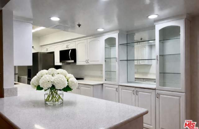 10390 Wilshire Boulevard photos photos